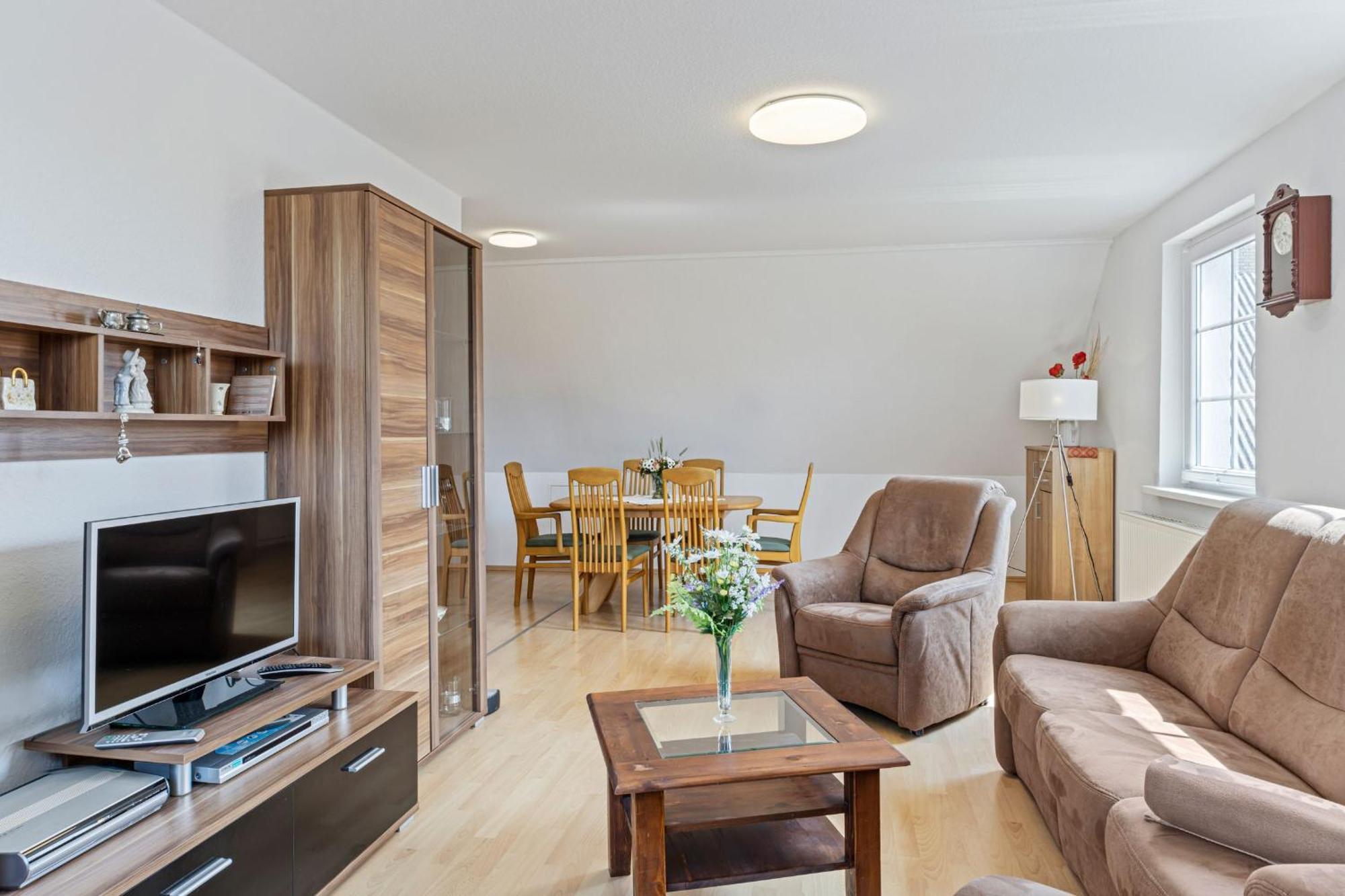 Ferienwohnung "Flori'S Ponyhof" Kröpelin Dış mekan fotoğraf